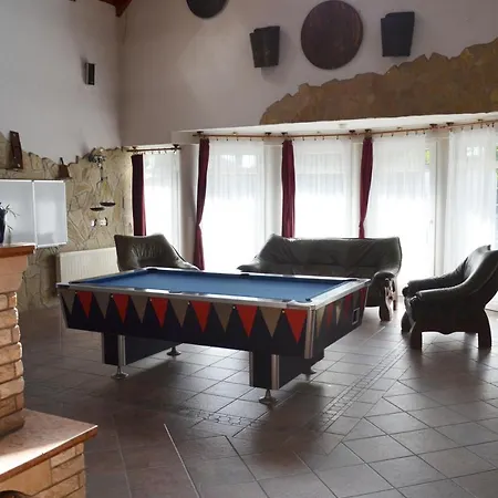 Bekasto Panzio Bed & Breakfast Diosjeno