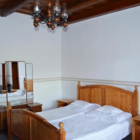 Bed & Breakfast Bekasto Panzio Diosjeno