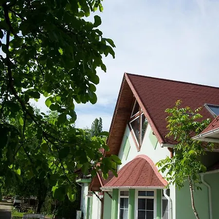 Oda ve Kahvaltı Bekasto Panzio Diósjenő