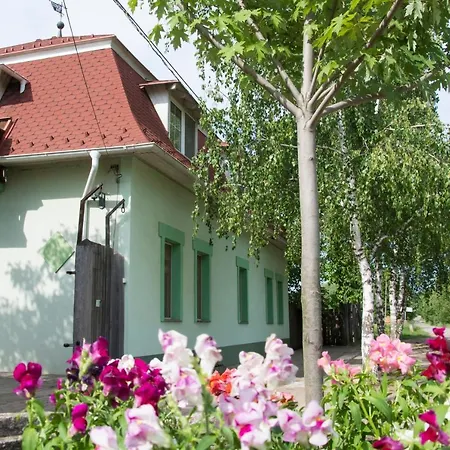 Bed & Breakfast Bekasto Panzio Diosjeno